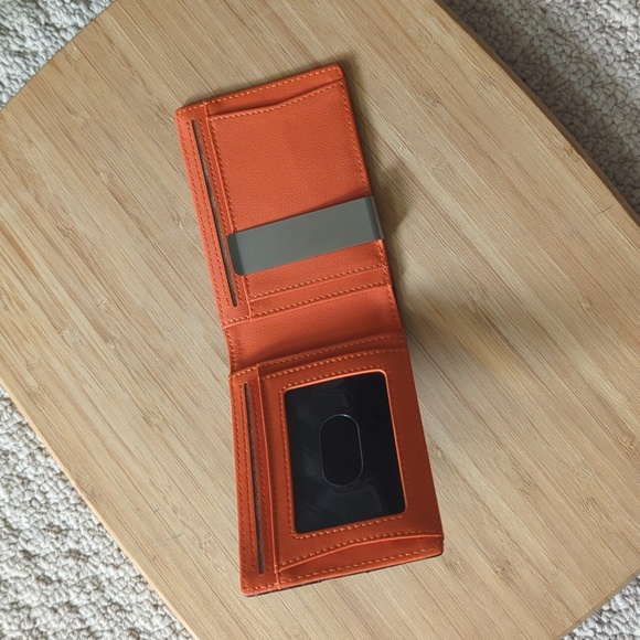 Slim wallet - Picture 2 of 2